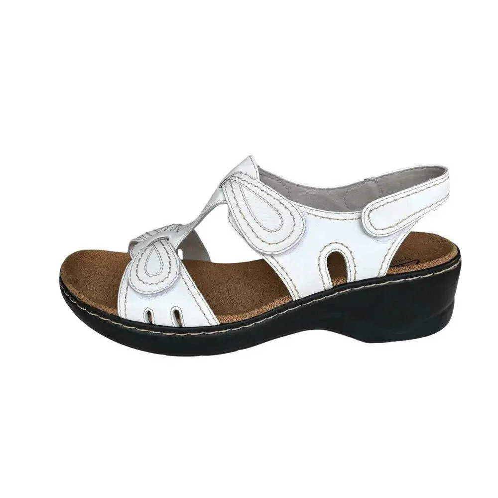 New Clark's Lexi Walnut Q Wedge T-Strap Sandal White Leather Size 11